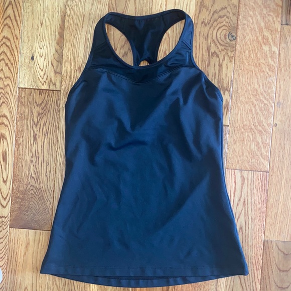 Workout tank top - Picture 1 of 5